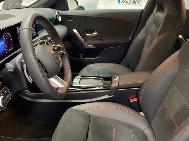 Mercedes-Benz CLA 220 d - 7