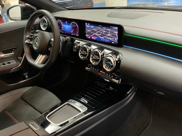 Mercedes-Benz CLA 220 d - 10
