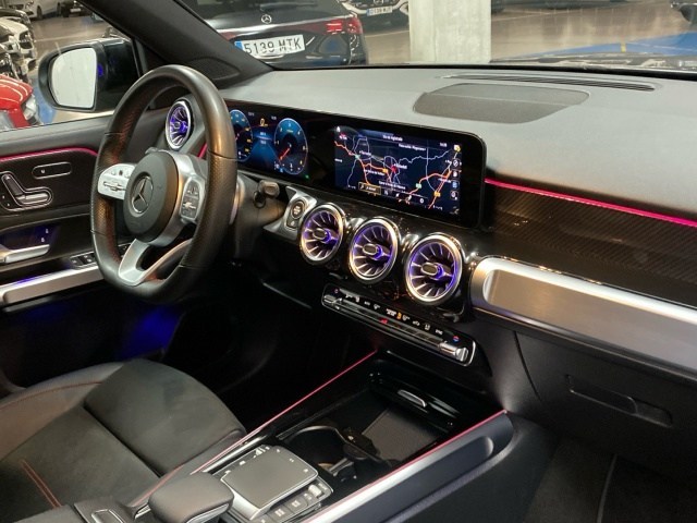 Mercedes-Benz GLB GLB 200 d - 10
