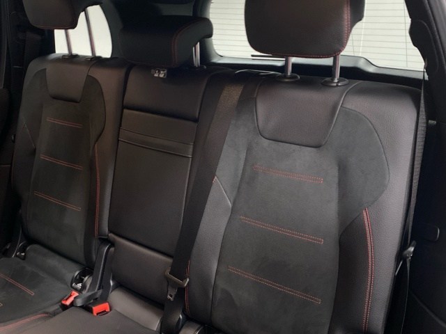 Mercedes-Benz GLB GLB 200 d - 11
