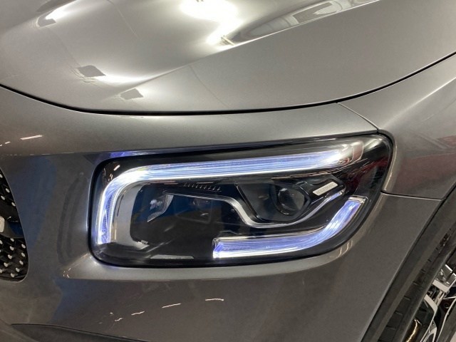 Mercedes-Benz GLB GLB 200 d - 13