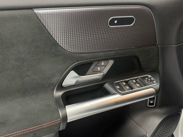 Mercedes-Benz EQA 250 - 15