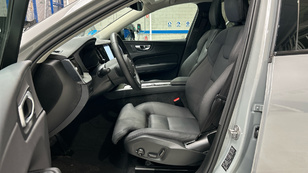 Volvo XC60 T6 Recharge Plus Dark AWD Auto 257 kW (350 CV) - 8 Volvo XC60 T6 Ocasión 257 KW (350CV) - 8