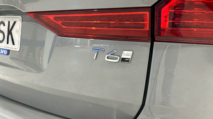 Volvo XC60 T6 Recharge Plus Dark AWD Auto 257 kW (350 CV) - 26 Volvo XC60 T6 Ocasión 257 KW (350CV) - 26