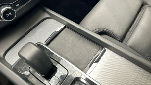 Volvo XC60 T6 Recharge Plus Dark AWD Auto 257 kW (350 CV) - 49 Volvo XC60 T6 Ocasión 257 KW (350CV) - 49