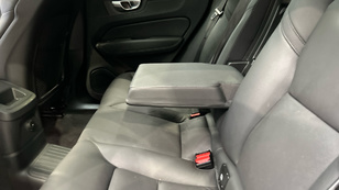 Volvo XC60 T6 Recharge Plus Dark AWD Auto 257 kW (350 CV) - 53 Volvo XC60 T6 Ocasión 257 KW (350CV) - 53