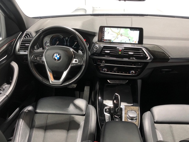 BMW X3 xDrive20d color Azul. Año 2018. 140KW(190CV). Diésel. En concesionario Auto Premier, S.A. - MADRID de Madrid