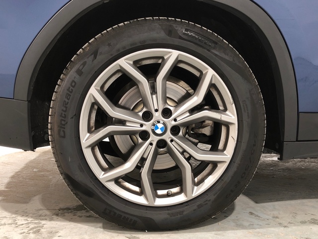 BMW X3 xDrive20d color Azul. Año 2018. 140KW(190CV). Diésel. En concesionario Auto Premier, S.A. - MADRID de Madrid