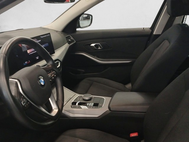 BMW Serie 3 320d Touring color Gris. Año 2023. 140KW(190CV). Diésel. En concesionario Enekuri Motor de Vizcaya