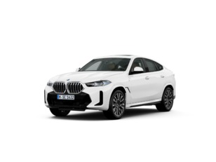 Fotos de BMW X6 xDrive30d color Blanco. Año 2025. 210KW(286CV). Diésel. En concesionario Motri Motor Jaén de Jaén