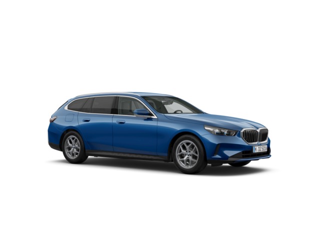 BMW Serie 5 520d Touring color Azul. Año 2025. 145KW(197CV). Híbrido Electro/Diesel. En concesionario BYmyCAR Madrid - Alcalá de Madrid