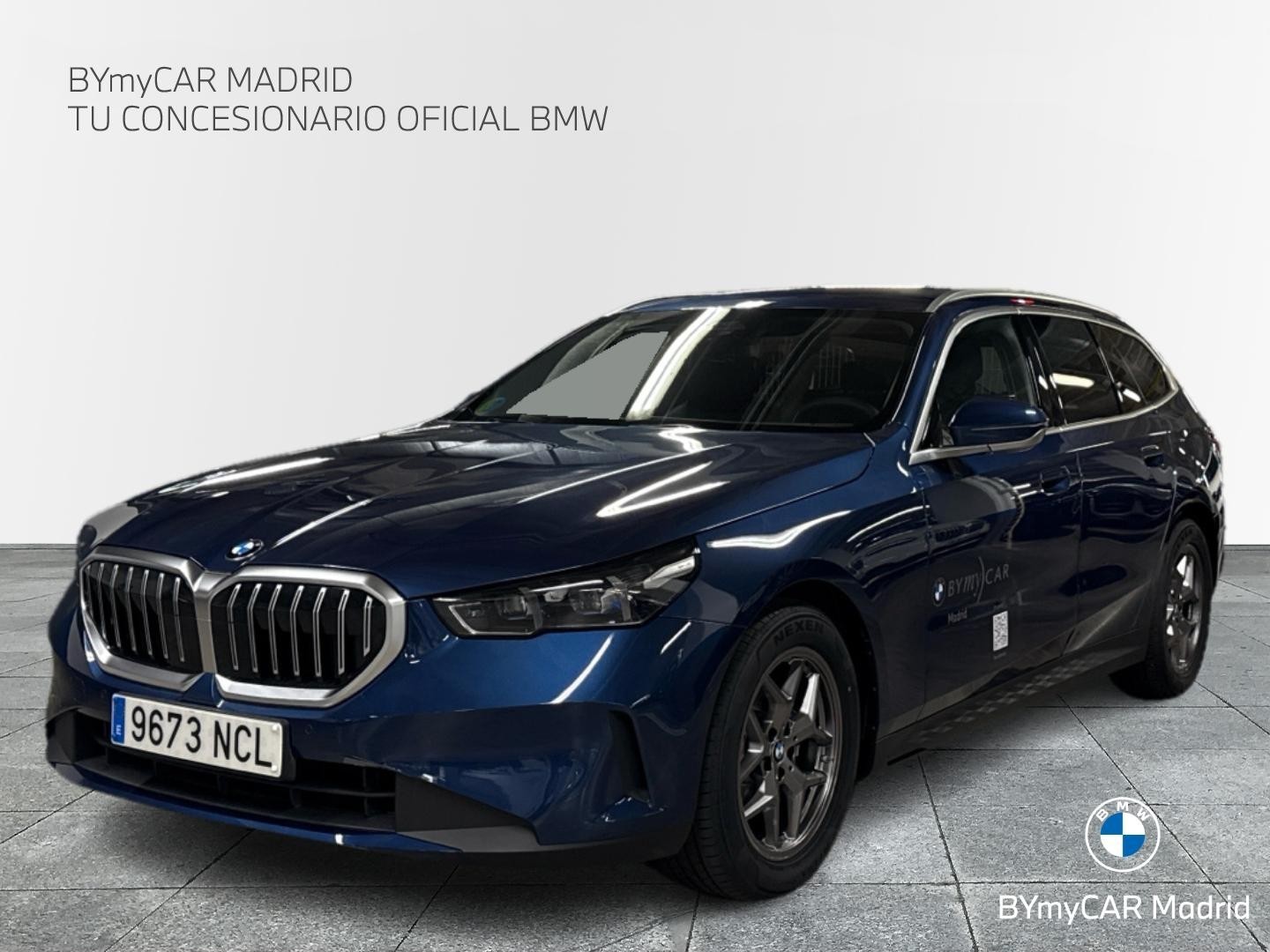 BMW Serie 5 520d Touring color Azul. Año 2025. 145KW(197CV). Híbrido Electro/Diesel. En concesionario BYmyCAR Madrid - Alcalá de Madrid