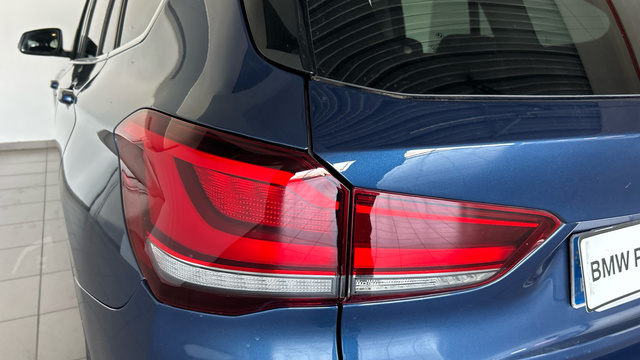 BMW X1 xDrive25e color Azul. Año 2022. 162KW(220CV). Híbrido Electro/Gasolina. En concesionario BYmyCAR Madrid - Alcalá de Madrid