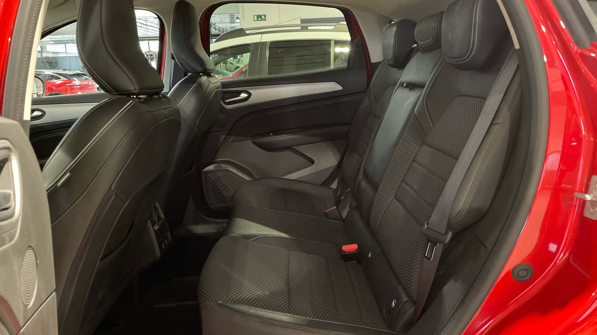 Renault Arkana TCe 140 Microhíbrido - 12