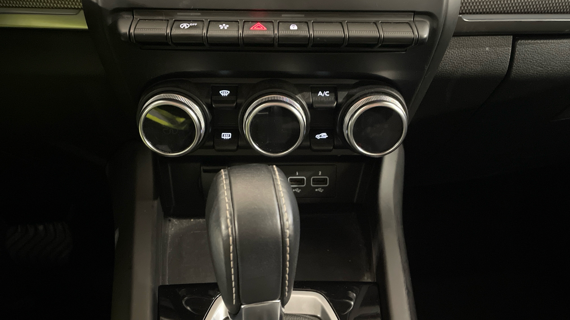 Renault Arkana TCe 140 Microhíbrido - 16