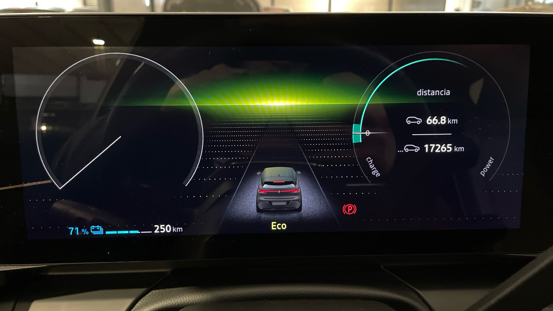 Renault Megane E-Tech EV60 - 6