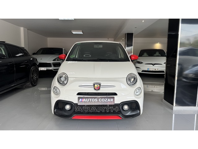 Abarth 500 1.4 16v T-Jet 595 107 kW (145 CV)