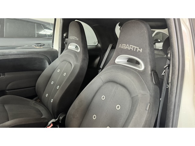 Abarth 500 1.4 16v T-Jet 595 107 kW (145 CV)