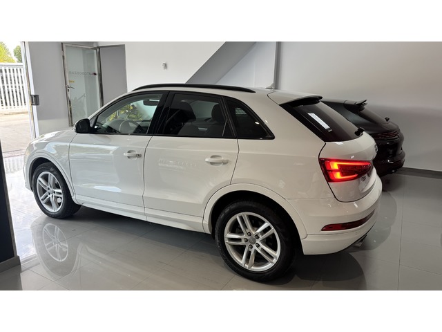 Audi Q3 Black line edition 2.0 TDI quattro 110 kW (150 CV) S tronic