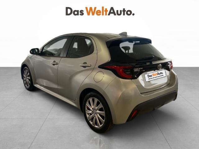 Toyota Yaris 120H Active Tech 85 kW (116 CV)