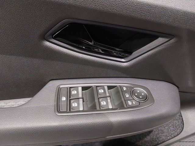 Foto 7 Renault Megane E-Tech Equilibre EV40 standard ch. 96 kW (130 CV)