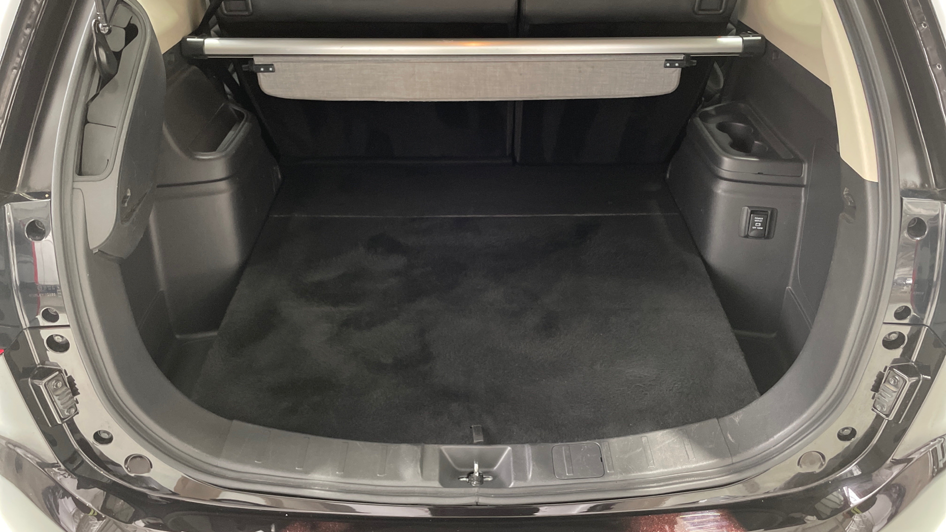 Mitsubishi Outlander 2.4 PHEV - 10