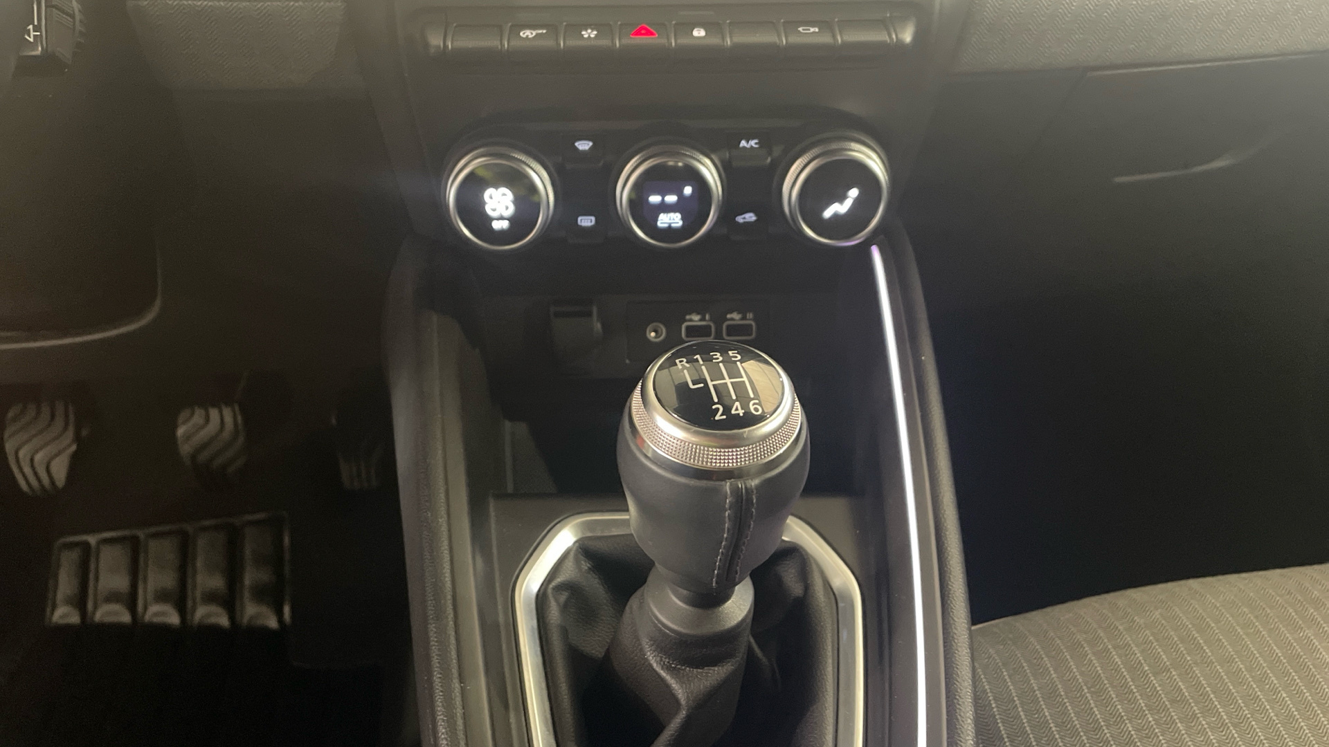 Renault Clio TCe 90 - 16