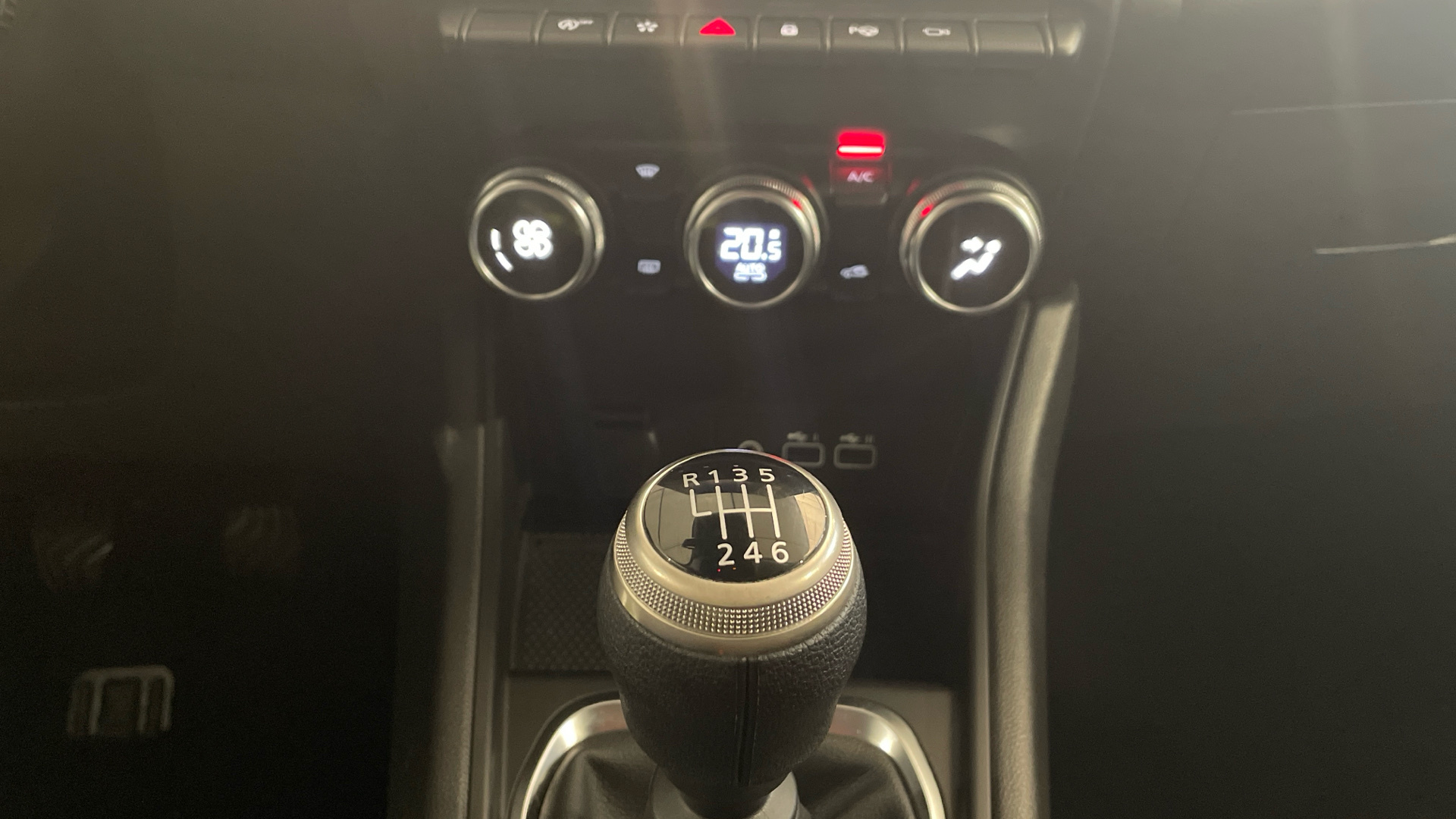 Renault Captur TCe 90 - 16