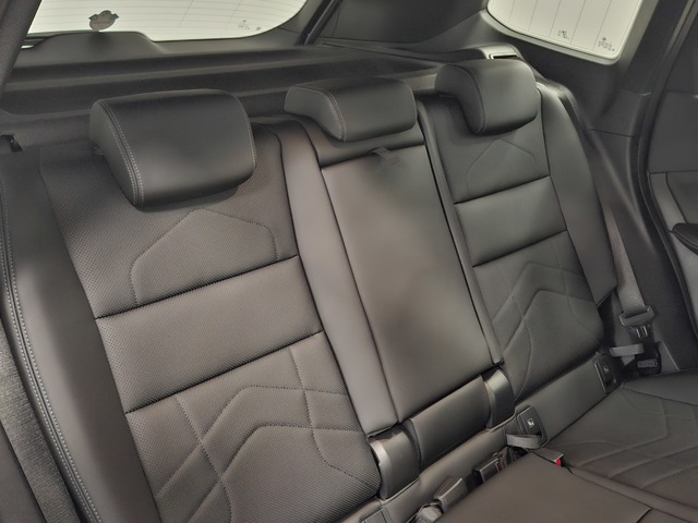 BMW X1 sDrive20d color Blanco. Año 2025. 120KW(163CV). Diésel. En concesionario Automoviles Bertolin S.L. de Valencia