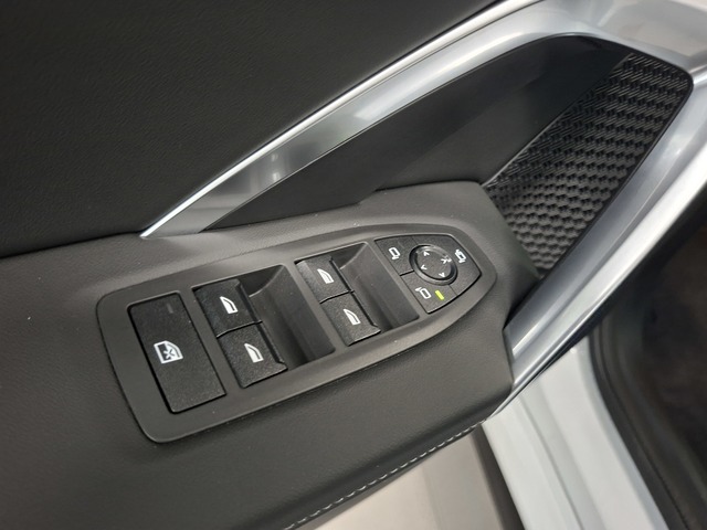 BMW X1 sDrive20d color Blanco. Año 2025. 120KW(163CV). Diésel. En concesionario Automoviles Bertolin S.L. de Valencia