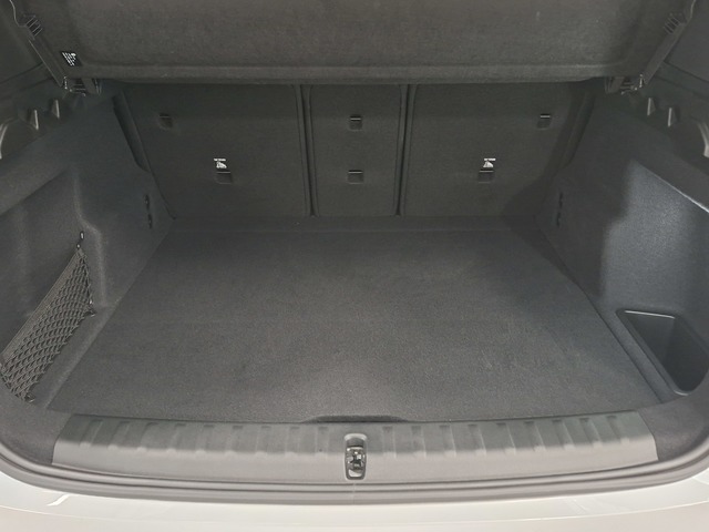 BMW X1 sDrive20d color Blanco. Año 2025. 120KW(163CV). Diésel. En concesionario Automoviles Bertolin S.L. de Valencia