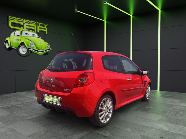 Renault Clio 2.0 16v Renault Sport 145 kW (200 CV)