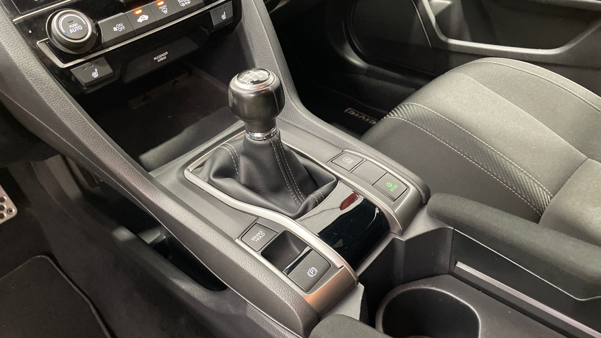 Honda Civic 1.0 I-VTEC TURBO - 18