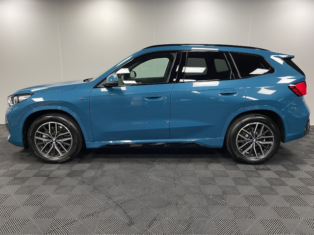 BMW X1 sDrive20d color Azul. Año 2025. 120KW(163CV). Diésel. En concesionario Maberauto de Castellón