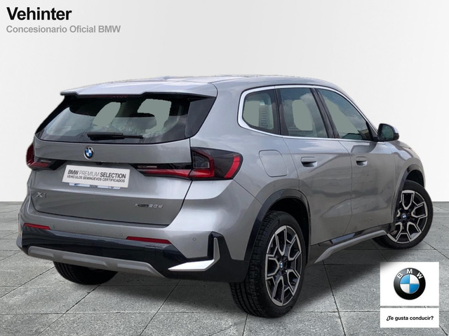 BMW X1 xDrive20d color Gris Plata. Año 2024. 120KW(163CV). Diésel. En concesionario Momentum S.A. de Madrid