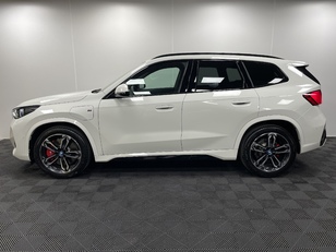 Fotos de BMW X1 xDrive30e color Blanco. Año 2025. 240KW(326CV). Híbrido Electro/Gasolina. En concesionario Maberauto de Castellón