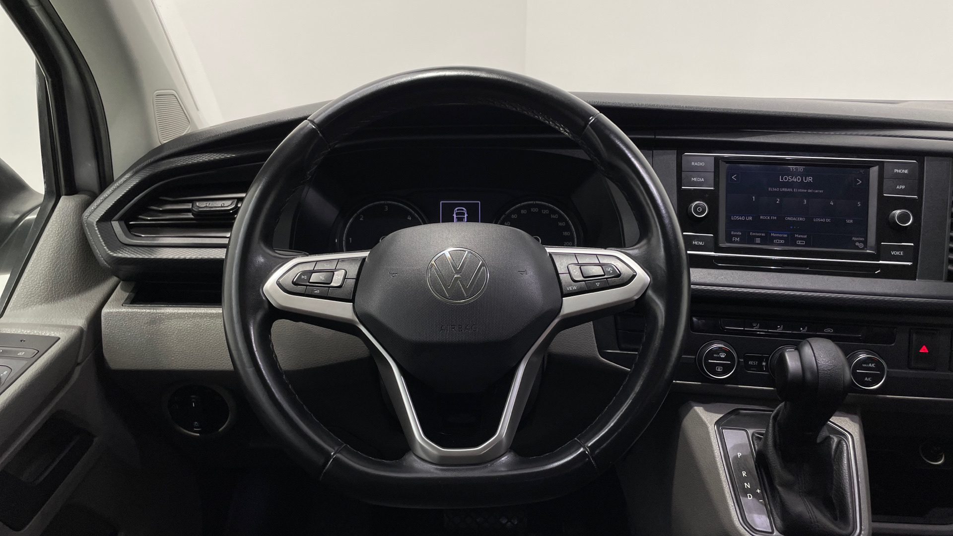 Volkswagen Caravelle 2.0 TDI - 15