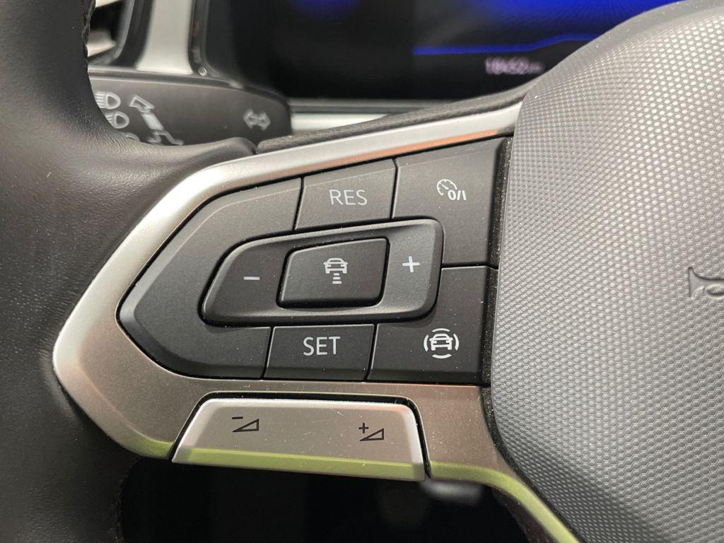 Volkswagen T-Roc 1.0 TSI - 9