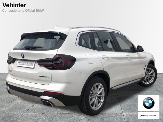 BMW X3 xDrive20d color Blanco. Año 2022. 140KW(190CV). Diésel. En concesionario Vehinter Getafe de Madrid