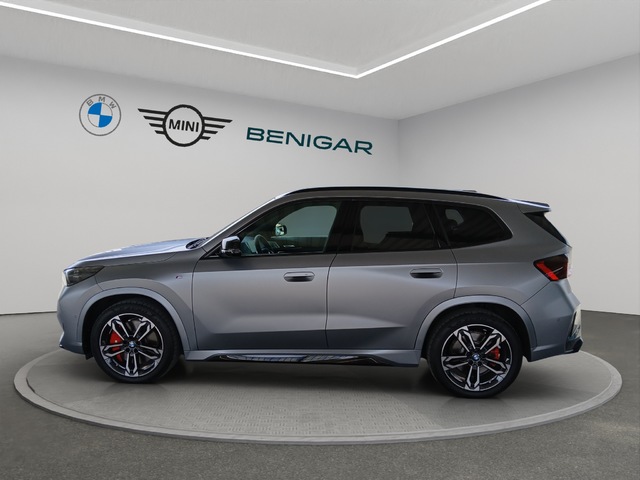 BMW X1 M35i color Gris. Año 2025. 221KW(300CV). Gasolina. En concesionario FINESTRAT Automoviles Fersan, S.A. de Alicante