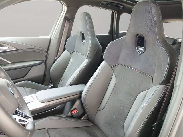 BMW X1 M35i color Gris. Año 2025. 221KW(300CV). Gasolina. En concesionario FINESTRAT Automoviles Fersan, S.A. de Alicante