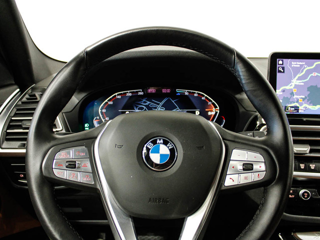 BMW X3 xDrive20d color Negro. Año 2024. 140KW(190CV). Diésel. En concesionario Barcelona Premium -- GRAN VIA de Barcelona
