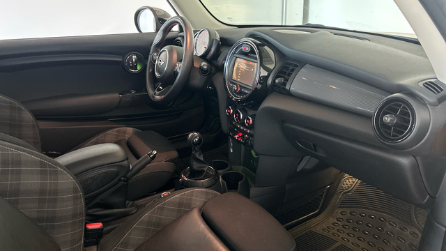 fotoG 7 del MINI MINI 3 Puertas Cooper D 85 kW (116 CV) 116cv Diésel del 2016 en Madrid