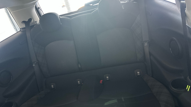 fotoG 8 del MINI MINI 3 Puertas Cooper D 85 kW (116 CV) 116cv Diésel del 2016 en Madrid