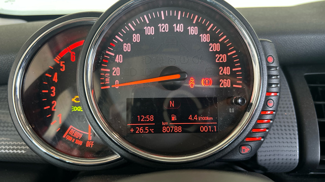 fotoG 15 del MINI MINI 3 Puertas Cooper D 85 kW (116 CV) 116cv Diésel del 2016 en Madrid