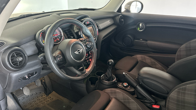fotoG 17 del MINI MINI 3 Puertas Cooper D 85 kW (116 CV) 116cv Diésel del 2016 en Madrid