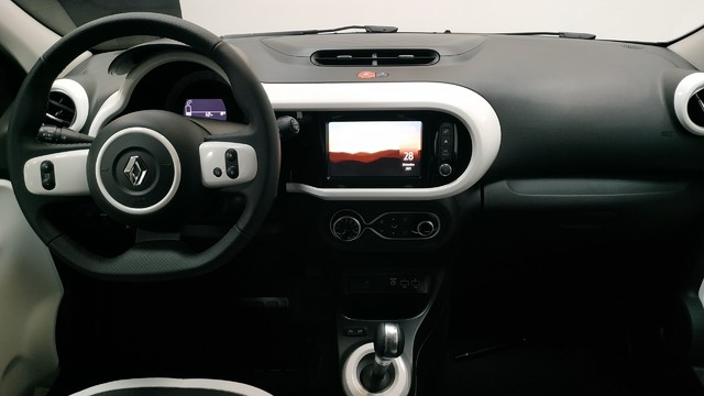 Foto 10 Renault Twingo Zen R80 batería 20kWh 60 kW (82 CV)