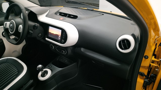 Foto 12 Renault Twingo Zen R80 batería 20kWh 60 kW (82 CV)