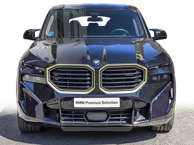 BMW XM 4.4 PHEV color Negro. Año 2024. 480KW(653CV). Híbrido Electro/Gasolina. En concesionario Caetano Cuzco, Alcalá de Madrid