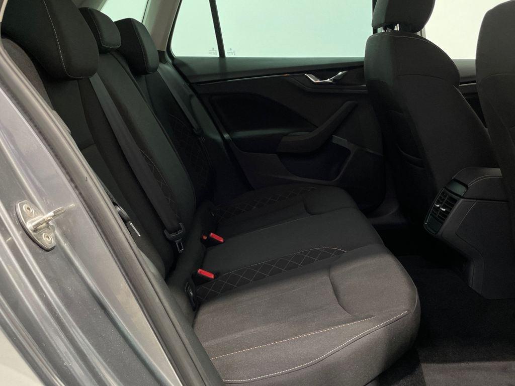 Skoda Kamiq 1.0 TSI - 6